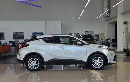 Toyota C-HR I рестайлинг, 2019 год, 2 250 000 рублей, 4 фотография