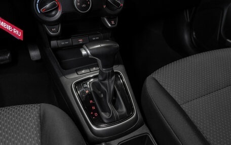 KIA Rio IV, 2021 год, 1 595 000 рублей, 13 фотография