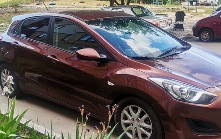 Hyundai i30 II рестайлинг, 2012 год, 870 000 рублей, 2 фотография