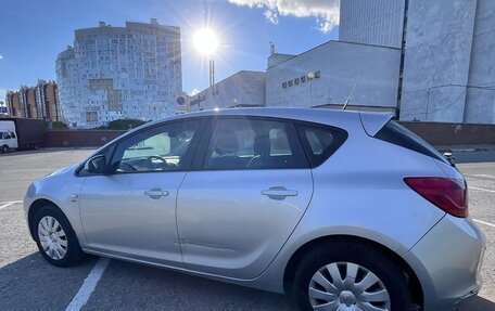 Opel Astra J, 2013 год, 770 000 рублей, 7 фотография