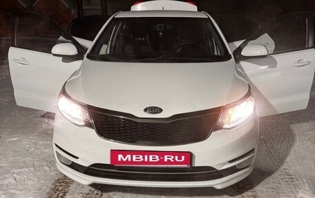 KIA Rio III рестайлинг, 2015 год, 1 150 000 рублей, 2 фотография