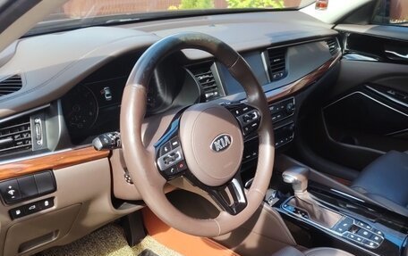 KIA K7, 2017 год, 2 180 000 рублей, 12 фотография