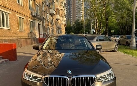 BMW 5 серия, 2019 год, 3 900 000 рублей, 3 фотография