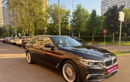 BMW 5 серия, 2019 год, 3 900 000 рублей, 4 фотография