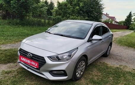 Hyundai Solaris II рестайлинг, 2017 год, 1 300 000 рублей, 5 фотография