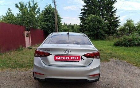 Hyundai Solaris II рестайлинг, 2017 год, 1 300 000 рублей, 11 фотография