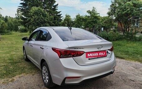 Hyundai Solaris II рестайлинг, 2017 год, 1 300 000 рублей, 12 фотография