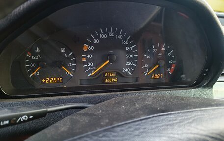 Mercedes-Benz C-Класс, 1999 год, 230 000 рублей, 9 фотография