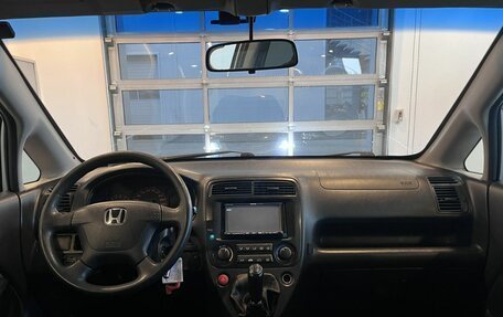 Honda Stream I рестайлинг, 2001 год, 300 000 рублей, 9 фотография