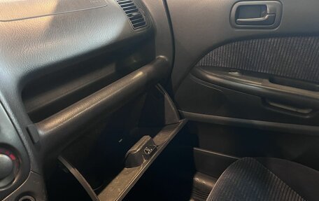 Honda Stream I рестайлинг, 2001 год, 300 000 рублей, 26 фотография
