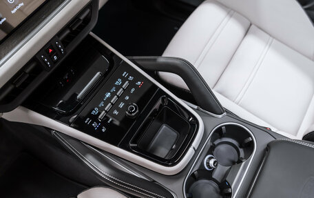 Porsche Cayenne III, 2026 год, 18 500 000 рублей, 13 фотография
