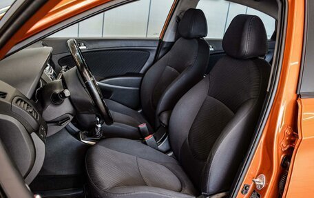 Hyundai Solaris II рестайлинг, 2015 год, 950 000 рублей, 10 фотография
