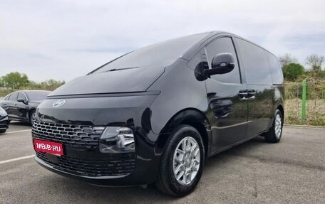 Hyundai Staria, 2022 год, 3 150 000 рублей, 1 фотография
