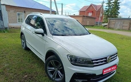 Volkswagen Tiguan II, 2019 год, 2 721 000 рублей, 1 фотография
