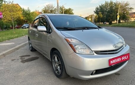 Toyota Prius, 2008 год, 850 000 рублей, 2 фотография