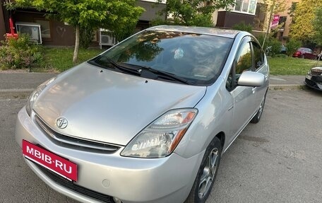 Toyota Prius, 2008 год, 850 000 рублей, 3 фотография