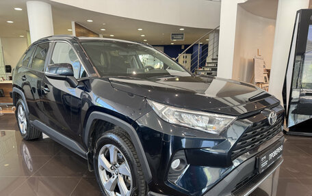 Toyota RAV4, 2020 год, 3 555 000 рублей, 3 фотография