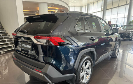Toyota RAV4, 2020 год, 3 555 000 рублей, 6 фотография