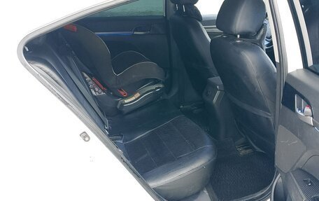 Hyundai Elantra VI рестайлинг, 2017 год, 895 000 рублей, 4 фотография