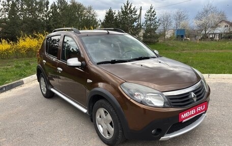 Renault Sandero I, 2013 год, 1 100 000 рублей, 3 фотография