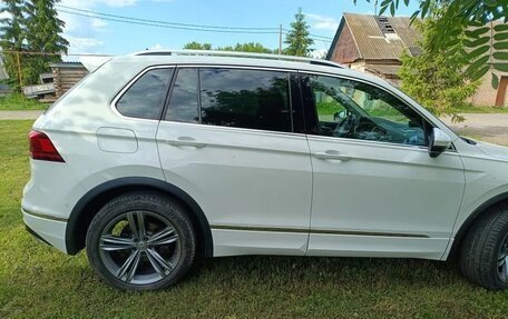 Volkswagen Tiguan II, 2019 год, 2 721 000 рублей, 4 фотография