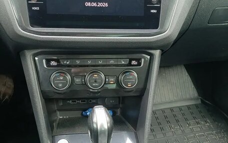 Volkswagen Tiguan II, 2019 год, 2 721 000 рублей, 8 фотография