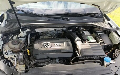 Volkswagen Tiguan II, 2019 год, 2 721 000 рублей, 15 фотография