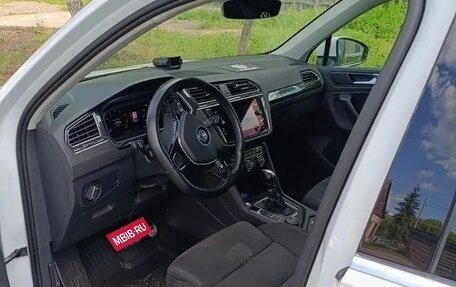 Volkswagen Tiguan II, 2019 год, 2 721 000 рублей, 7 фотография