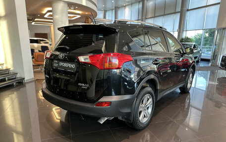 Toyota RAV4, 2014 год, 1 940 000 рублей, 6 фотография