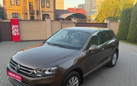 Volkswagen Touareg III, 2010 год, 2 100 000 рублей, 1 фотография