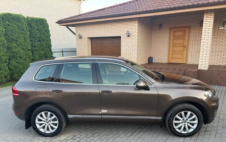 Volkswagen Touareg III, 2010 год, 2 100 000 рублей, 4 фотография