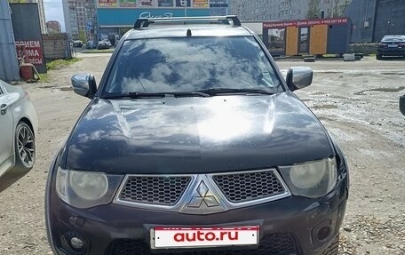 Mitsubishi L200 IV рестайлинг, 2011 год, 1 000 000 рублей, 1 фотография