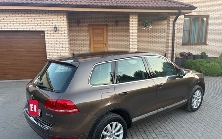 Volkswagen Touareg III, 2010 год, 2 100 000 рублей, 5 фотография
