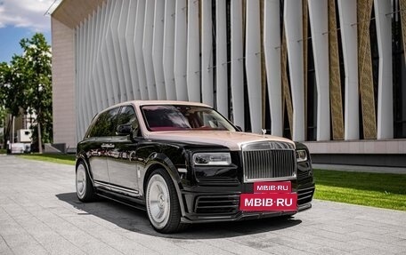 Rolls-Royce Cullinan, 2020 год, 30 900 000 рублей, 1 фотография