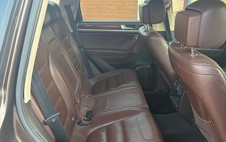 Volkswagen Touareg III, 2010 год, 2 100 000 рублей, 13 фотография