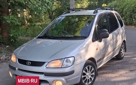 Toyota Corolla Spacio II, 1997 год, 430 000 рублей, 4 фотография
