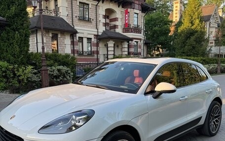 Porsche Macan I рестайлинг, 2020 год, 7 070 000 рублей, 2 фотография