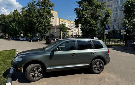 Volkswagen Touareg III, 2004 год, 880 000 рублей, 4 фотография
