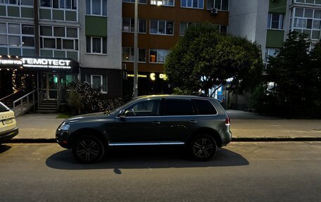 Volkswagen Touareg III, 2004 год, 880 000 рублей, 8 фотография