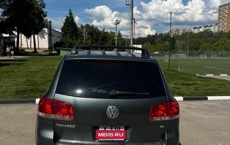 Volkswagen Touareg III, 2004 год, 880 000 рублей, 3 фотография