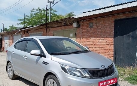 KIA Rio III рестайлинг, 2013 год, 900 000 рублей, 4 фотография