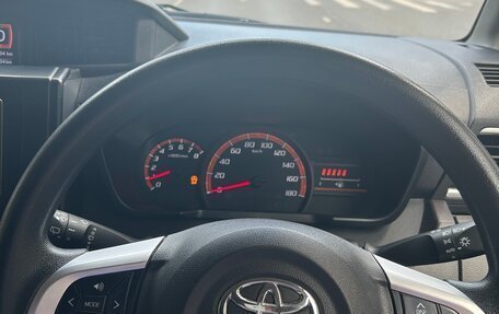 Toyota Roomy I, 2018 год, 980 000 рублей, 13 фотография