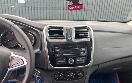Renault Logan II, 2020 год, 799 000 рублей, 8 фотография