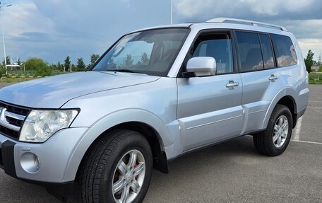 Mitsubishi Pajero IV, 2008 год, 1 280 000 рублей, 5 фотография
