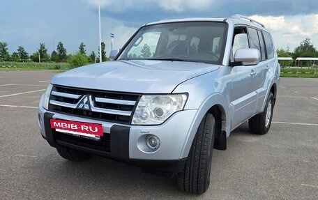Mitsubishi Pajero IV, 2008 год, 1 280 000 рублей, 2 фотография