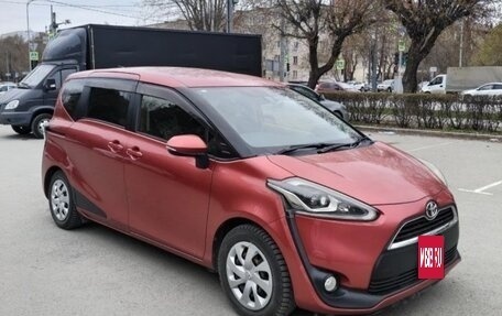 Toyota Sienta II, 2016 год, 1 299 000 рублей, 3 фотография