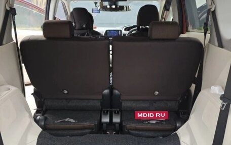 Toyota Sienta II, 2016 год, 1 299 000 рублей, 8 фотография