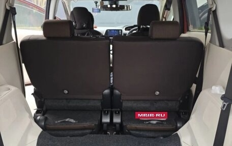 Toyota Sienta II, 2016 год, 1 299 000 рублей, 6 фотография
