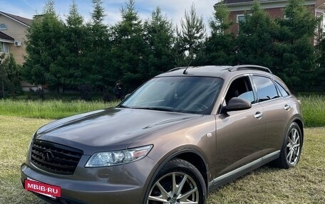 Infiniti FX I, 2007 год, 600 000 рублей, 9 фотография