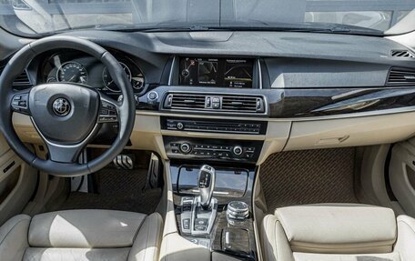 BMW 5 серия, 2015 год, 2 449 000 рублей, 9 фотография